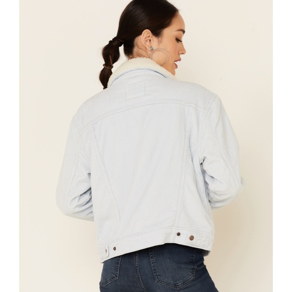 Levi’s ex-boyfriend Trucker Jacket - Picture 11 of 16